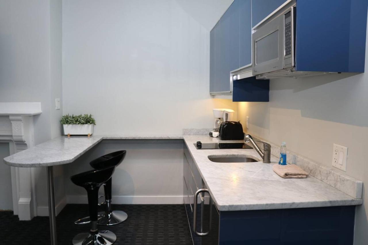 Stylish Studio On Newbury St, This Is Boston! #12 Екстер'єр фото