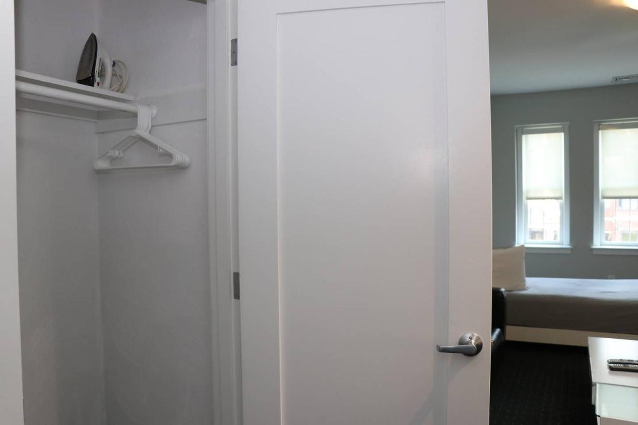 Stylish Studio On Newbury St, This Is Boston! #12 Екстер'єр фото
